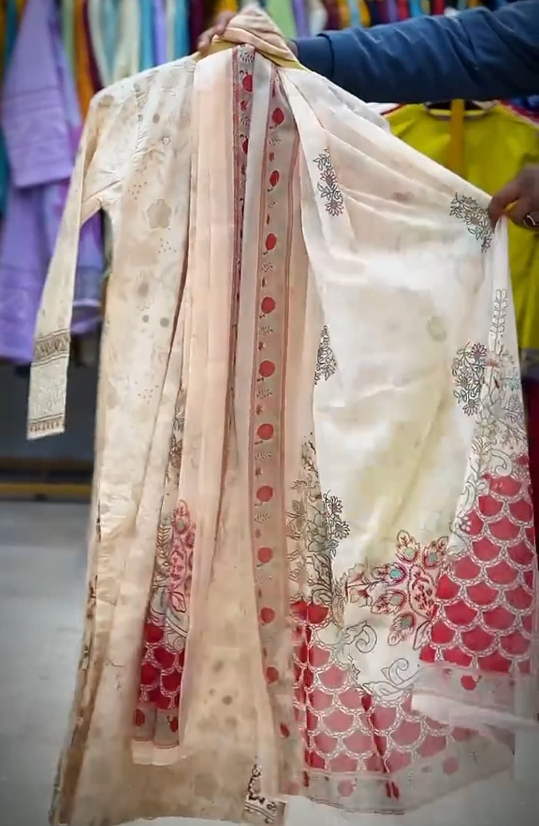 Eid Embroidery 3pcs Suit 🥰