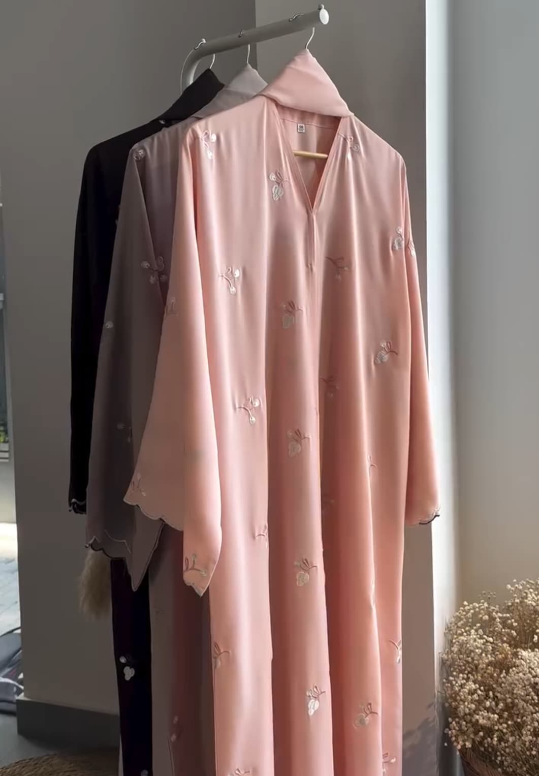 Buy 1 Get 1 Free Abaya For Women🥰