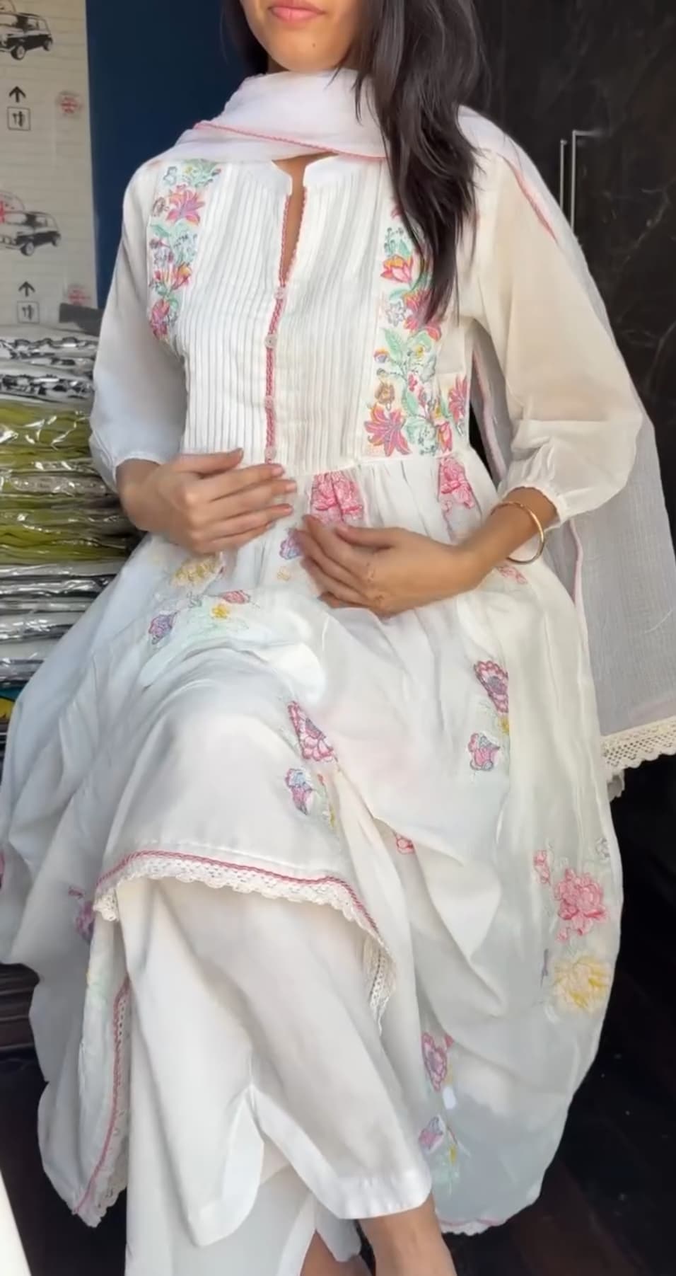 Women 3pcs Suit For This Summer Season