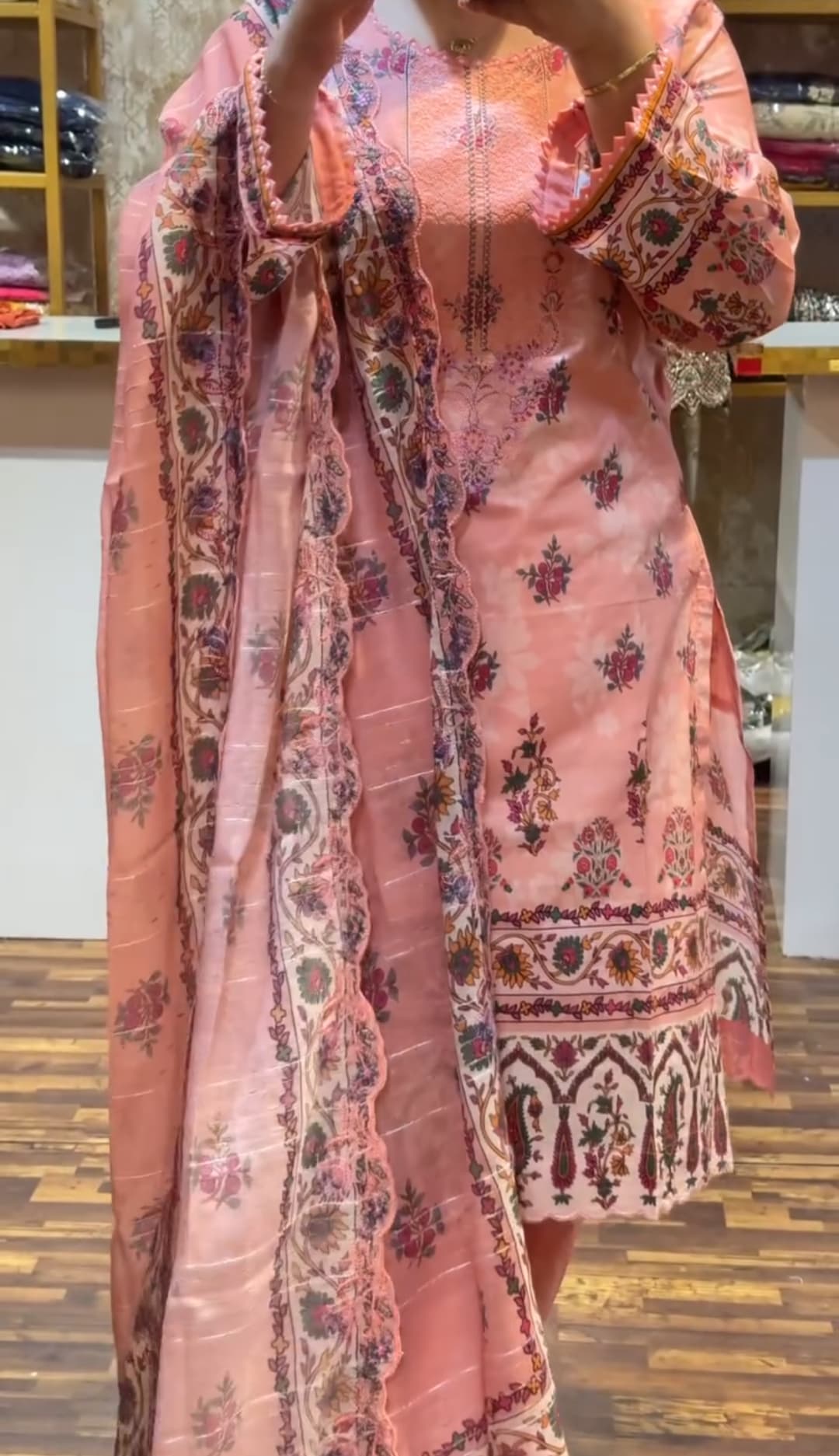 🌸 Elegant Embroidered Ready-To-Wear Suit for Women 🌸