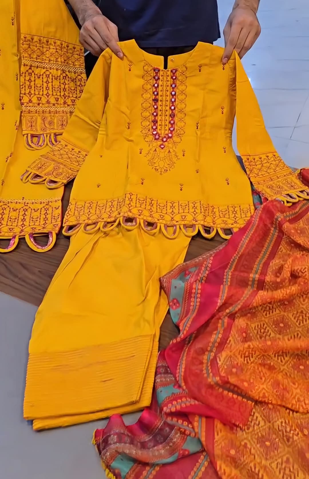 Mother&Daughter Matching 3-Piece Embroidered Suit Set