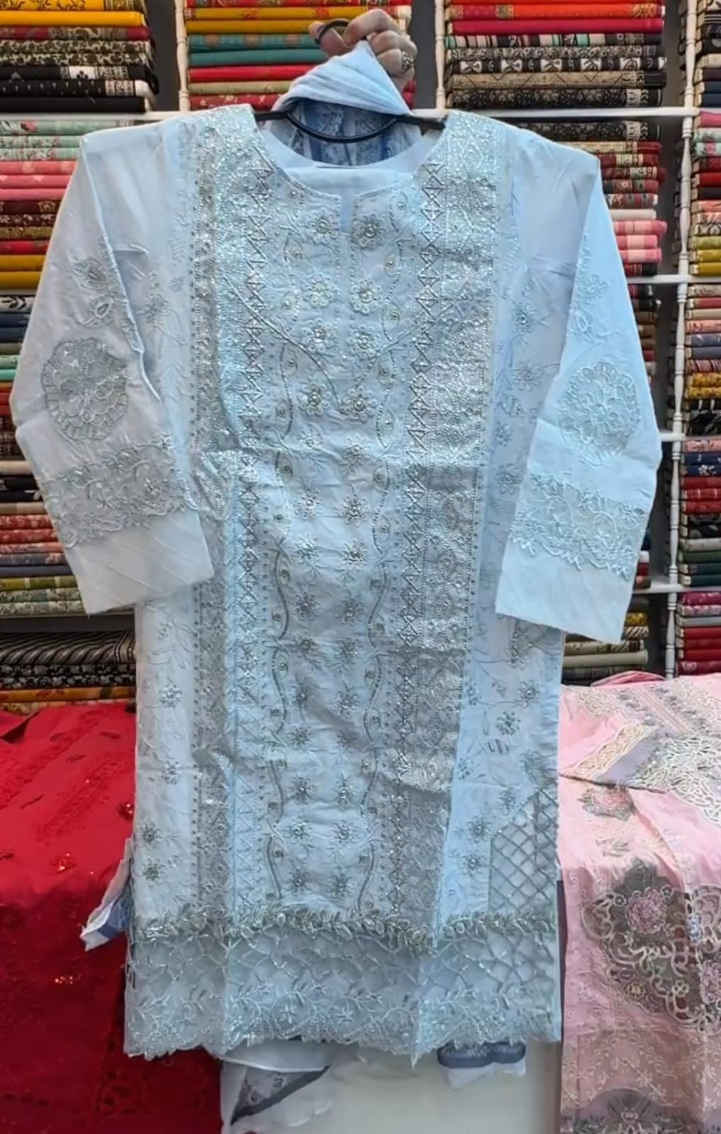 Women’s Embroidered 3-Piece Suit