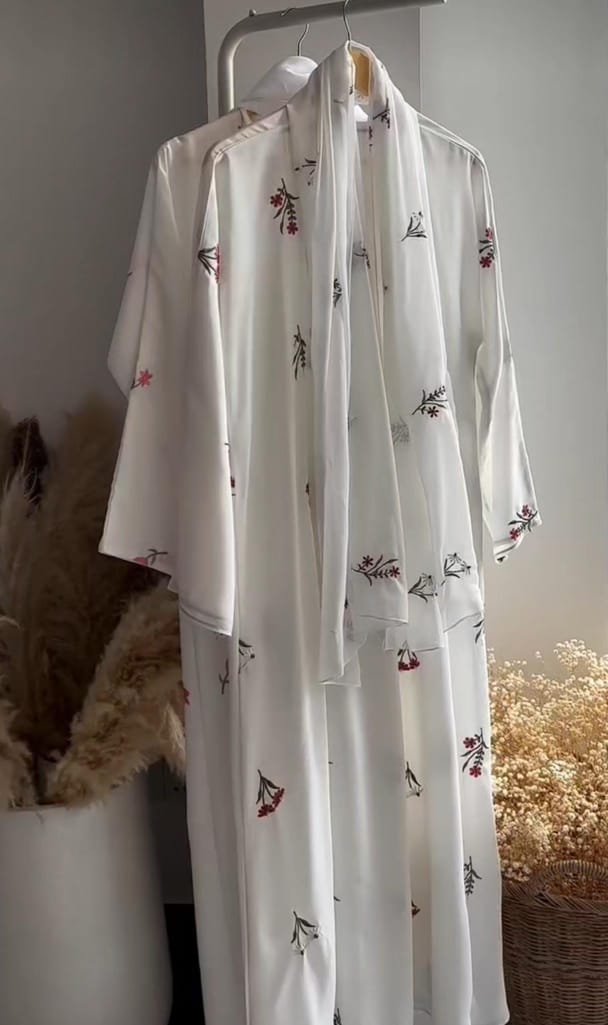 Buy Any 2 Trendy Abaya Set For Women