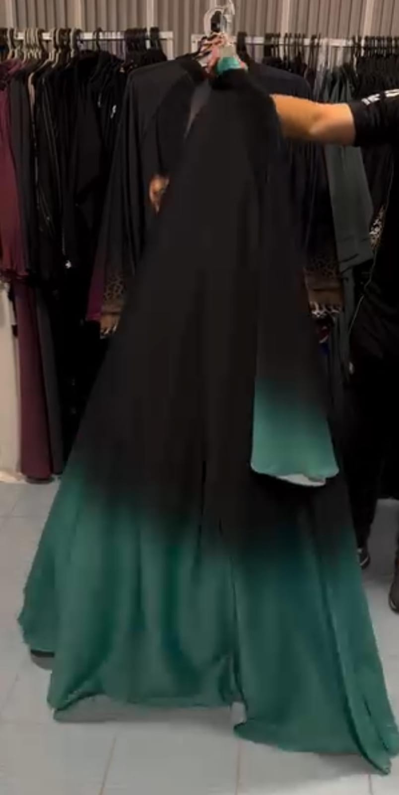Double Shade Abaya –Big Offer Pack of 2