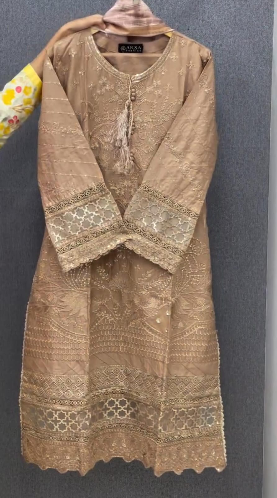 Summer Collection 2025 | Embroidered 3-Piece Suit 🌸