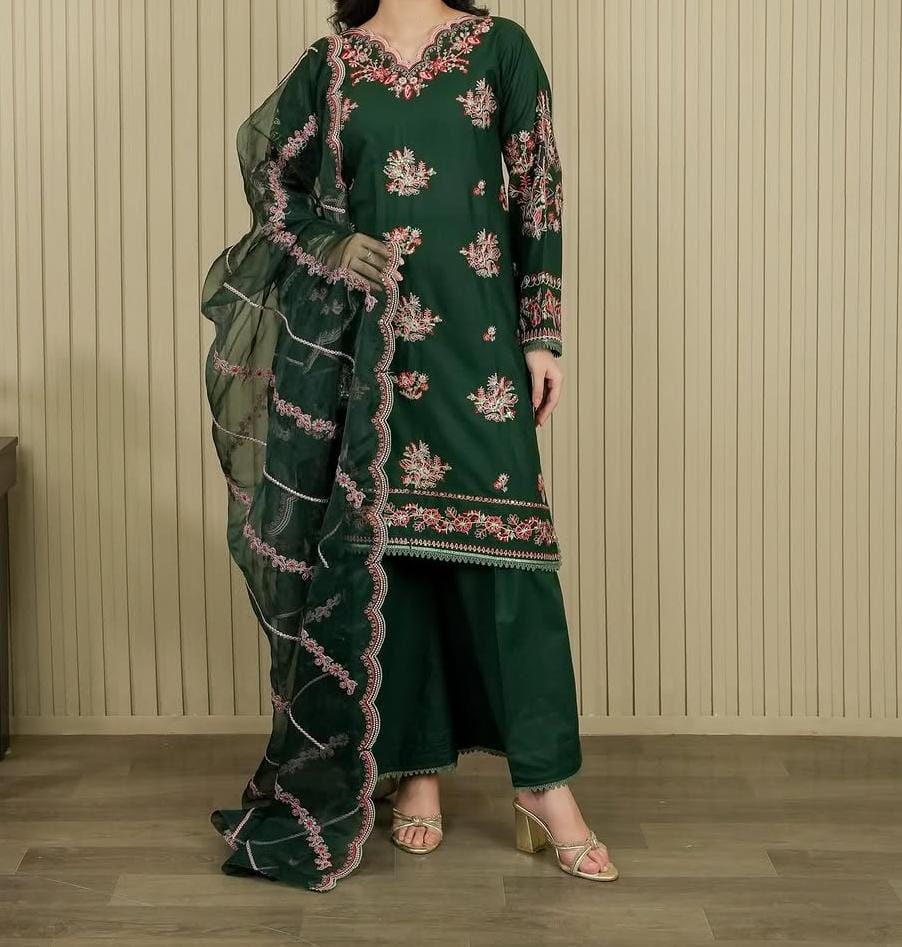 Women’s Embroidered 3-Piece Suit New Collection