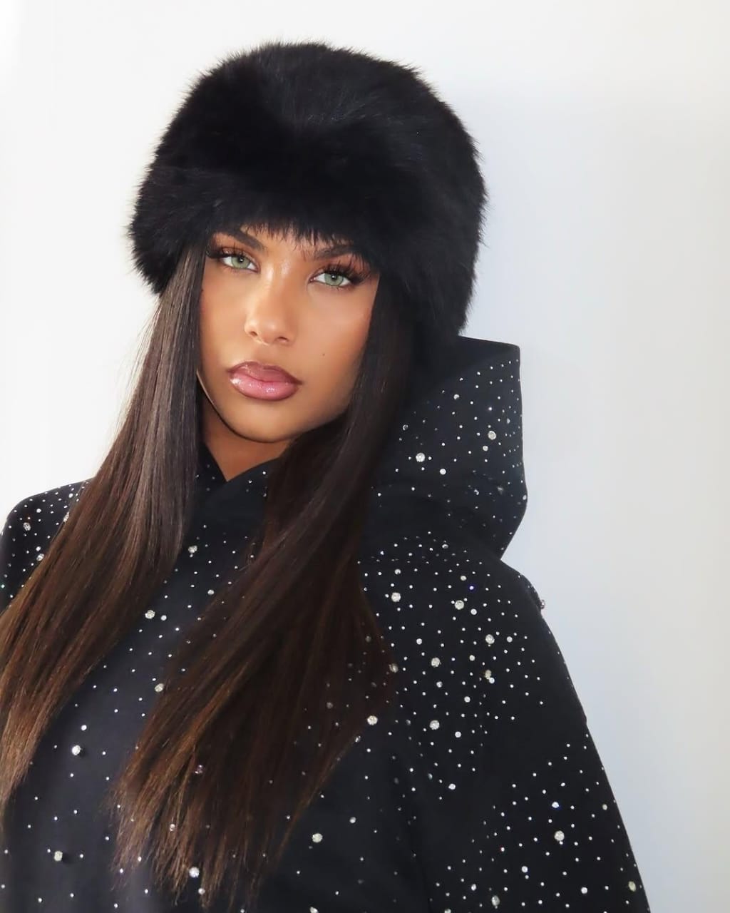 pack of 4 stylish women’s hoodies