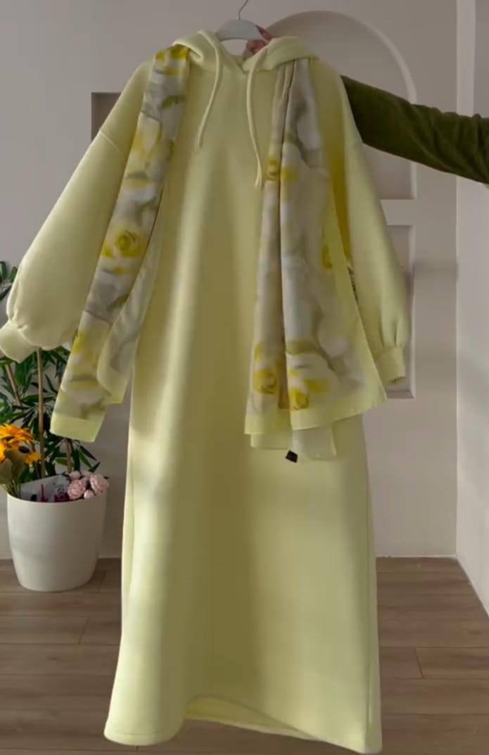 New Arrival: Women’s Hoodie with Trendy Scarf 🔥