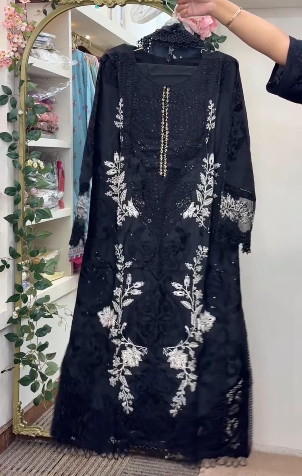 Eid Collection Embroidery 3pcs Suit for Women 🌙💖