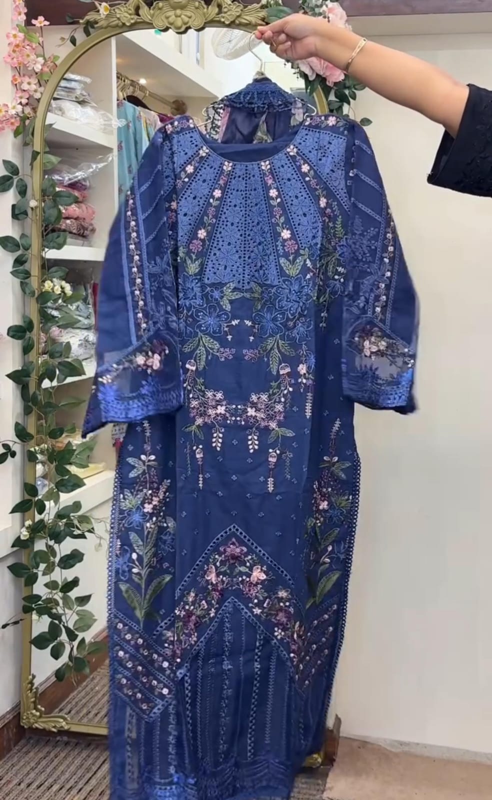 Eid Collection Embroidery 3pcs Suit for Women 🌙💖