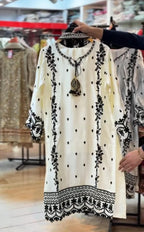 Elegant 3-Piece Embroidered Suit for Women 🌙