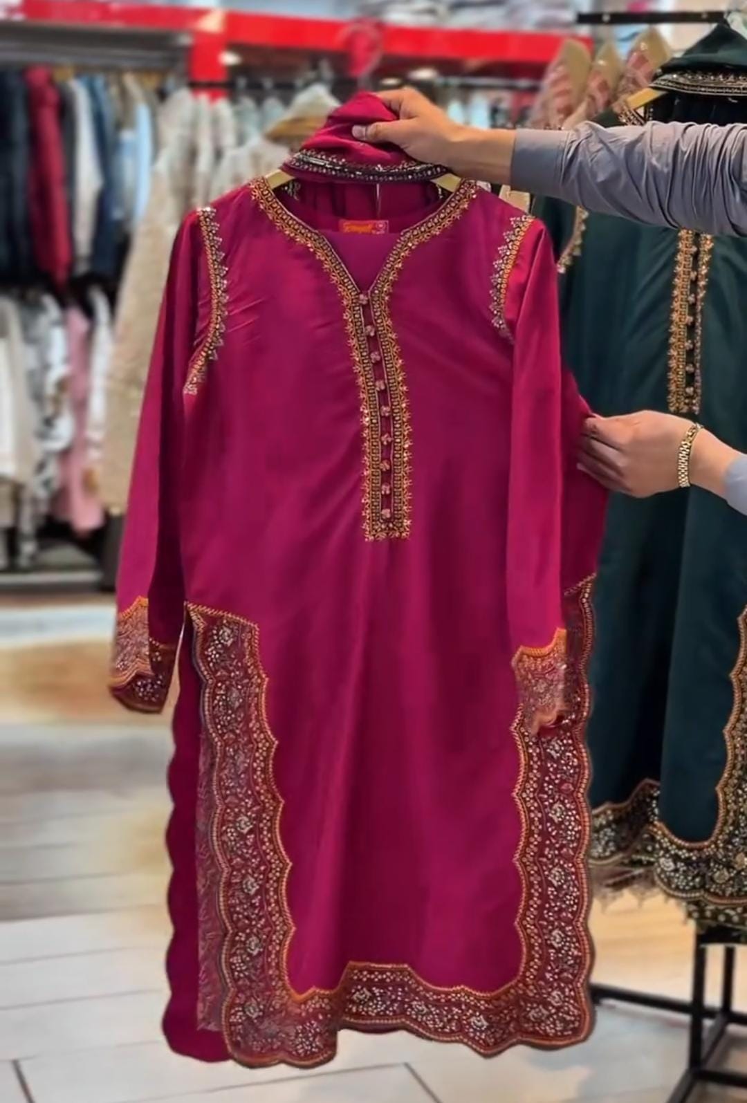 Eid Collection  Embroidered 3-Piece Suit🌙