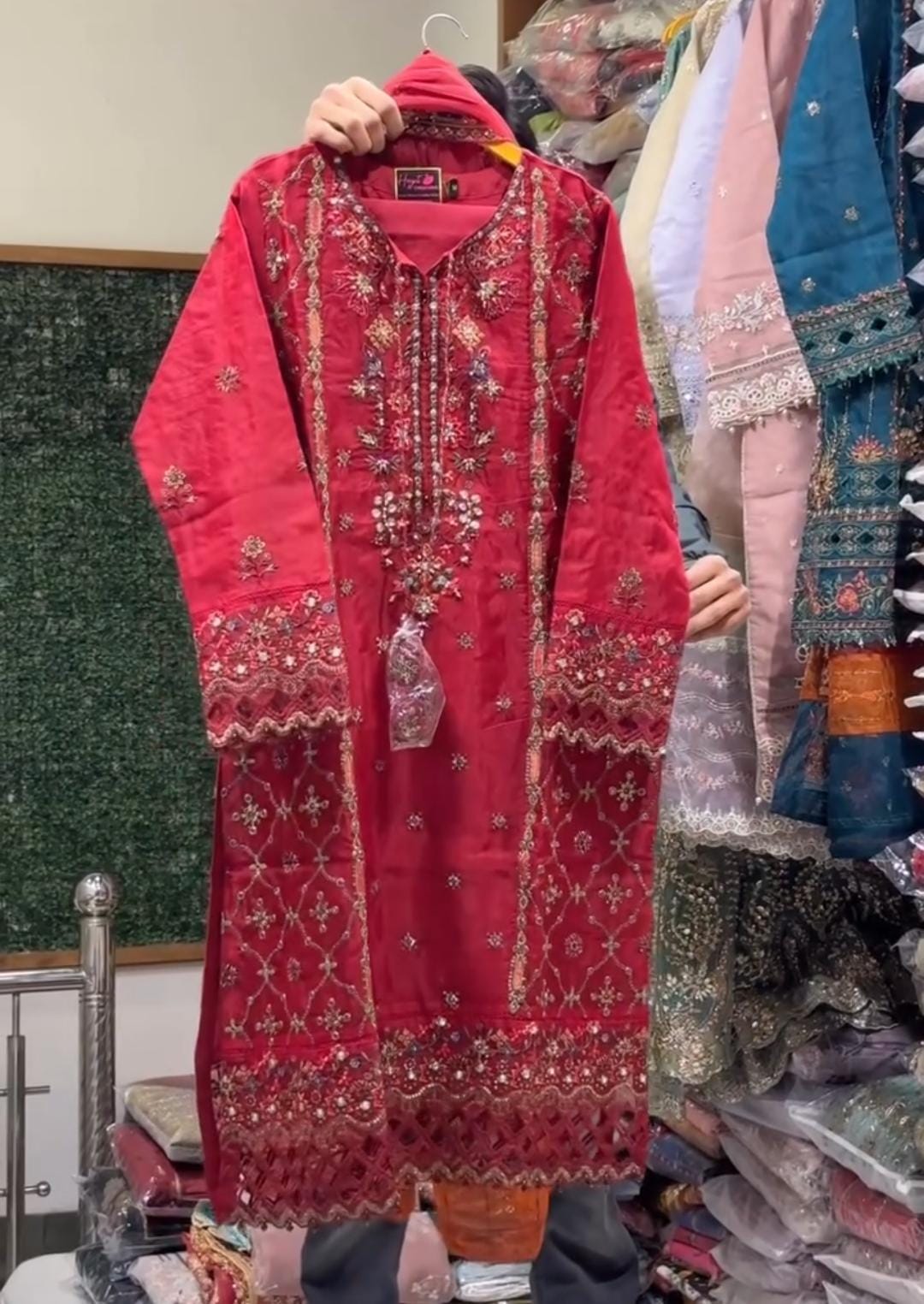 Eid Collection Embroidered 3-Piece Suit✨